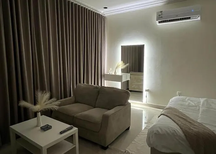 استديو فاخر بحي العقيق
